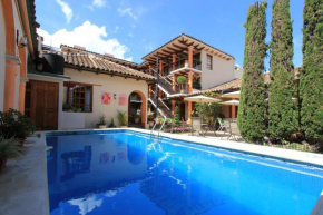 Гостиница Hotel La Casa de Mamá  Сан-Кристобаль  